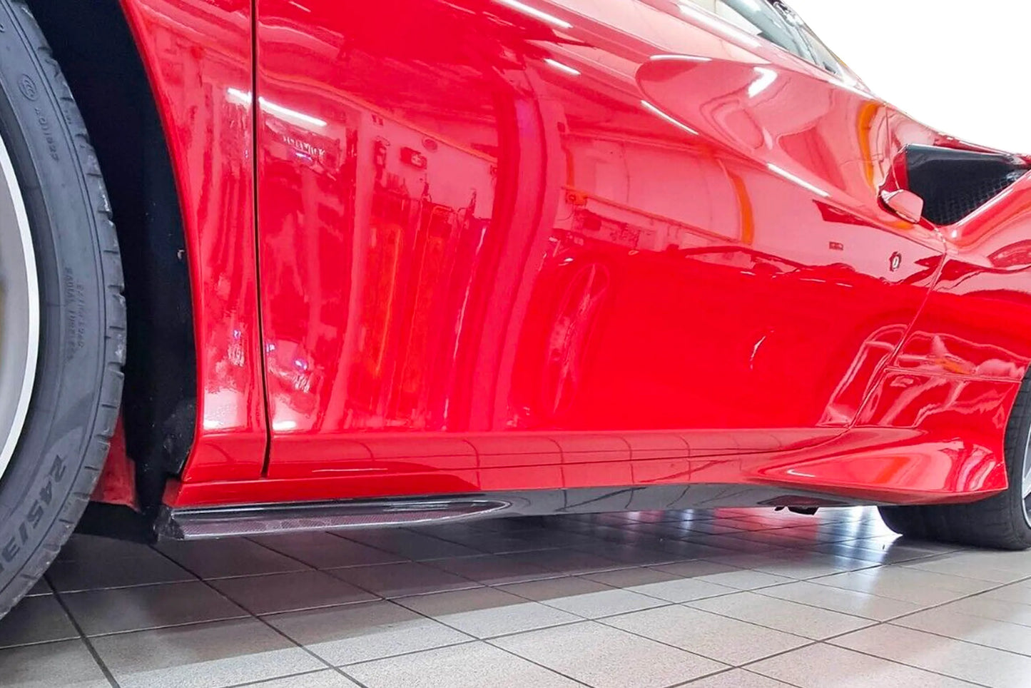 Ferrari F8 – Side Skirts - Carbon Fibre - Koshi Group Store