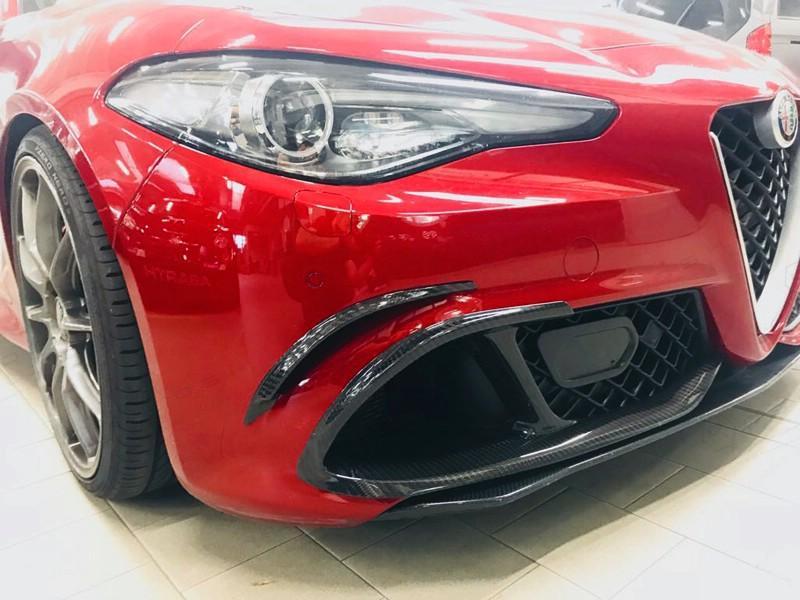 Alfa Romeo Giulia QV Extensive Bumper Air Intake - Carbon Fibre - Koshi Group Store