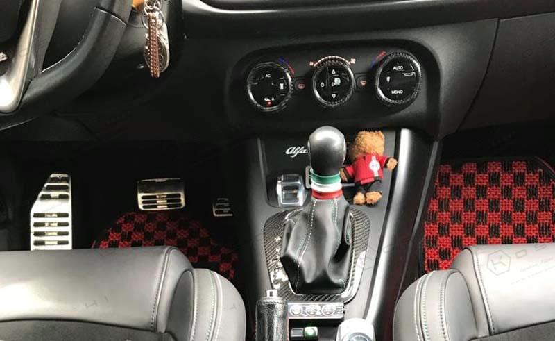 Alfa Romeo Giulietta Automatic Gear Selector Frame Cover - Carbon Fibre - Koshi Group Store