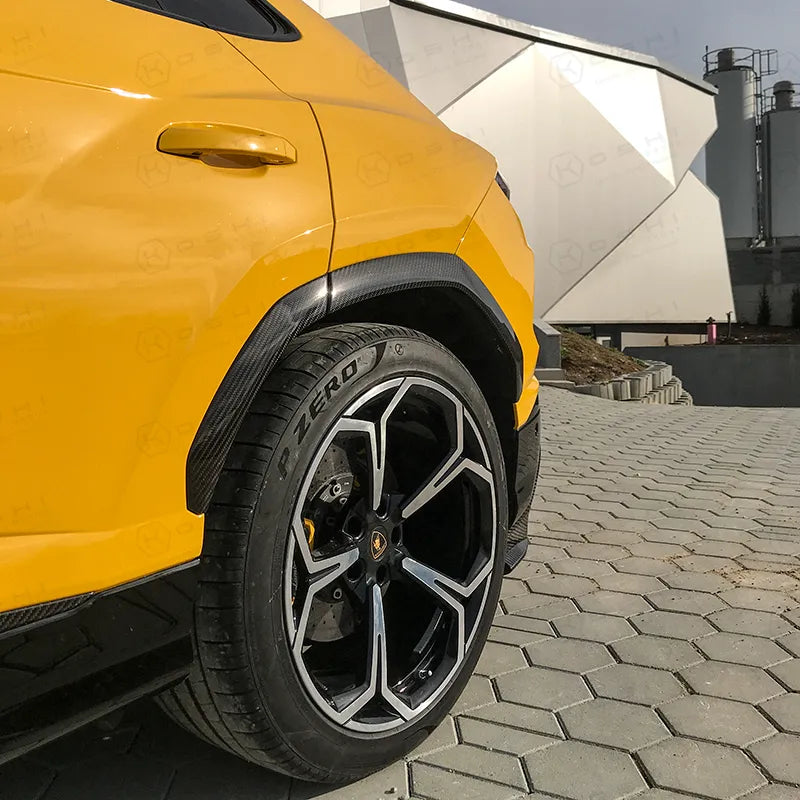 Lamborghini Urus Fender Arch Set - Carbon Fibre - Koshi Group Store