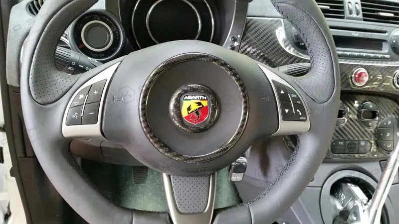 Abarth 500 / 595 / 695 Lenkradmittelabdeckung - Kohlefaser