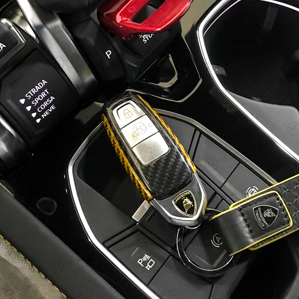 Lamborghini Urus Key Cover Yellow Combo - Carbon Fibre - TMC Motorsport