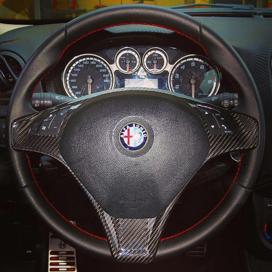Alfa Romeo Giulietta Steering Wheel - Carbon Fibre - TMC Motorsport