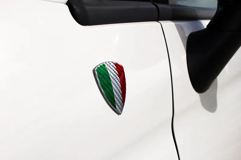 White Carbon Fibre Fender Shield Emblem w/ Italia Flag - Carbon Fibre - Abarth Tuning