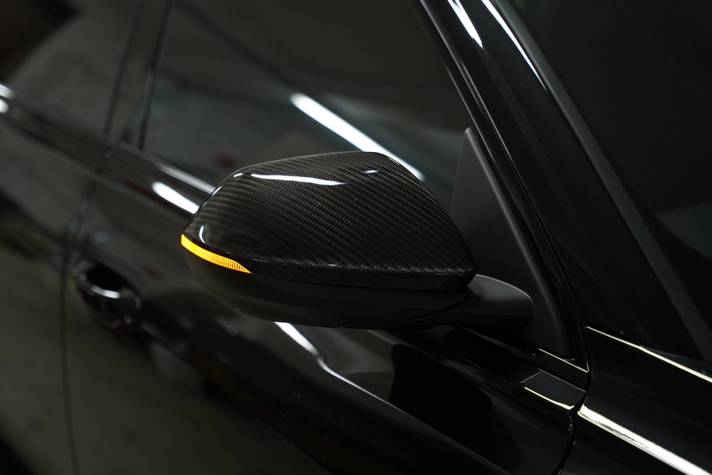 AUDI SQ8 MIRROR CAPS - Carbon Fibre