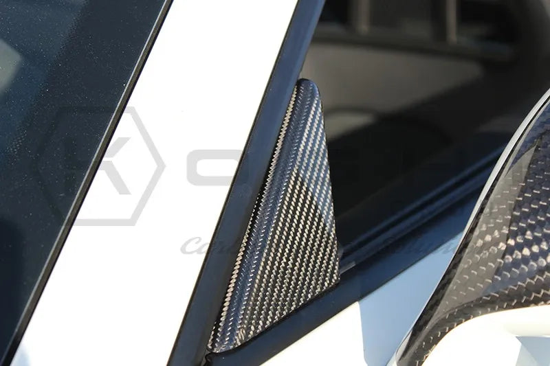 Porsche 911 GT3 Exterior Door Triangle  A Pillar - Carbon Fibre - TMC Motorsport